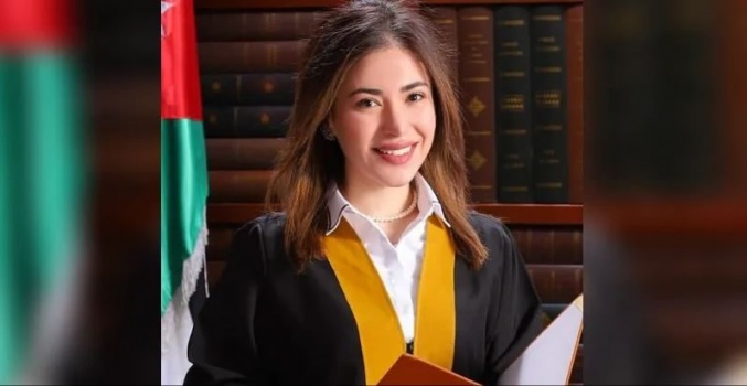 الحالة الثالثة خلال 24 ساعة.. انتحار طبيبة أردنية في عمان!