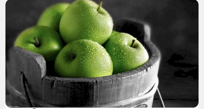 ما خطورة الإفراط بتناول التفاح؟