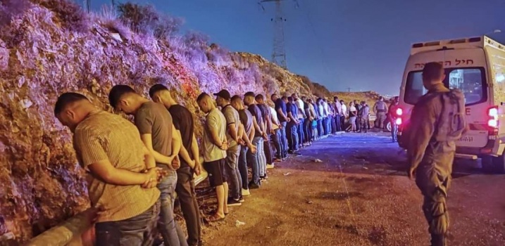 الاحتلال يعتقل عشرات الشبان لمشاركتهم في سباق سيارات قرب سلفيت