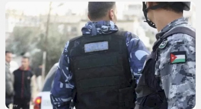 جريمة بشعة.. قاض أردني يقتل زوجته وابنه رمياً بالرصاص