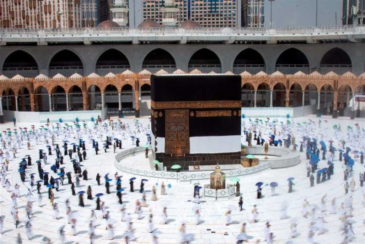 "الأوقاف" تعلن أسماء شركات الحج والعمرة المؤهلة للعمل هذا الموسم