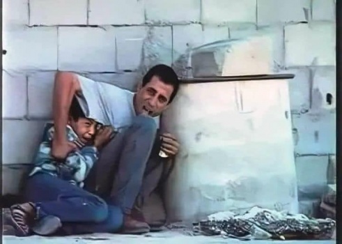 "مات الولد" .. 22 عاما على استشهاد الطفل محمد الدرة