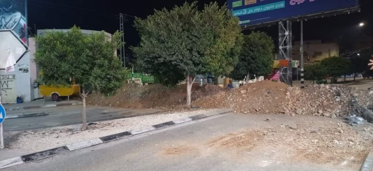 الاحتلال يغلق مداخل نابلس ويشدد اجراءاته العسكرية في محيطها