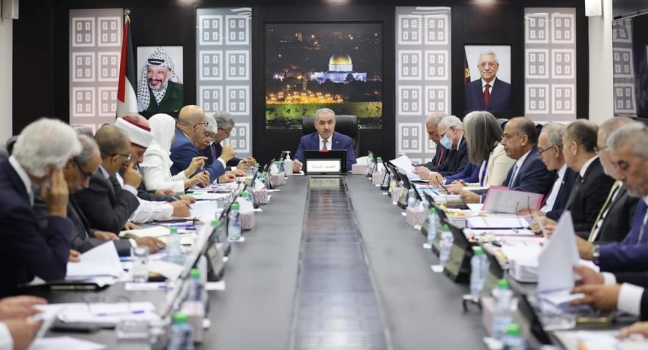 اشتية: القمة العربية بالجزائر تنطلق غداً ونأمل إخراج قرارات إلى حيز التنفيذ