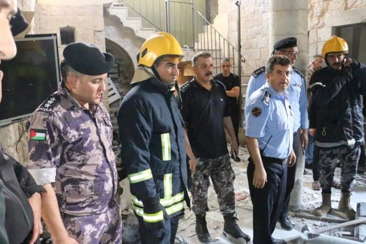 الشرطة والأجهزة الأمنية تنفذ مسحاً هندسياً لحوش العطعوط بحثاً عن مخلفات الاحتلال في نابلس