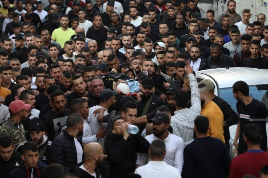 جماهير غفيرة تشيع الشهيدين سلامة وخلوف في مخيم جنين وبلدة برقين