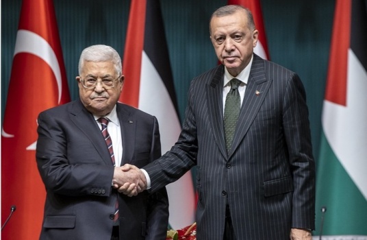 الرئيس يدين تفجير إسطنبول ويعزي نظيره التركي بالضحايا