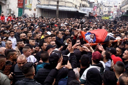 جماهير غفيرة تشيّع جثماني الشهيدين حرز الله وكشك في نابلس