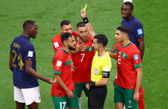 المغرب يتقدم باحتجاج رسمي على ظلم تحكيمي في نصف النهائي ضد فرنسا