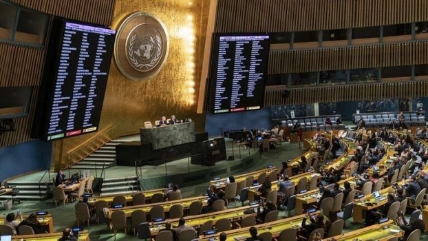 الأمم المتحدة تقر حق الشعب الفلسطيني بتقرير مصيره بأغلبية ساحقة