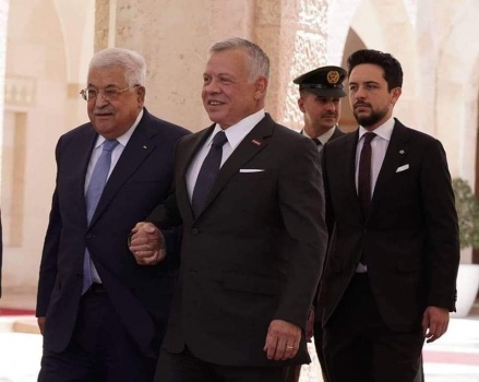 الرئيس لملك الأردن: أمن ورخاء المملكة من أمن ورخاء فلسطين