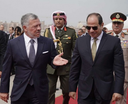 ملك الأردن والسيسي يؤكدان أهمية دعم السلطة الفلسطينية