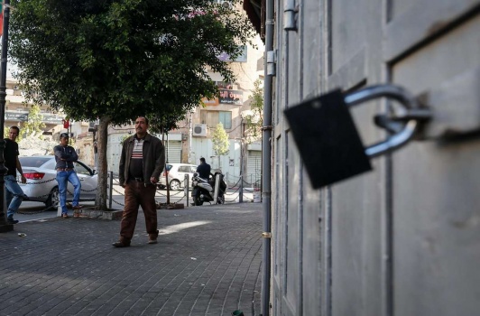 الإضراب يعم محافظات الوطن حدادا على روح الشهيد القائد أبو حميد