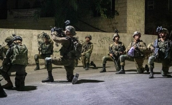 بالأسماء...الإحتلال يشن حملة اعتقالات في الضفة