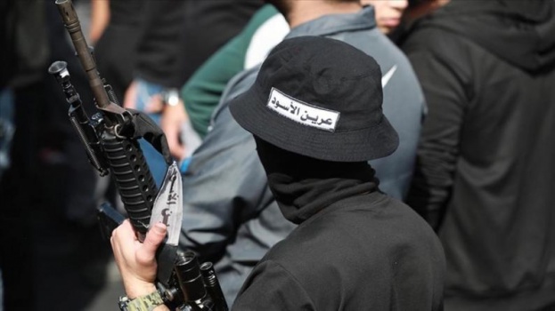 "عرين الأسود": أعيدوا جثامين شهدائنا وإلا لن يعود المستوطنون إلى بيوتهم آمنين"