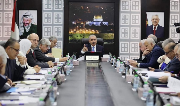 الحكومة تكلف وزراءها بالنزول للشوارع لـ"فهم المواطنين"