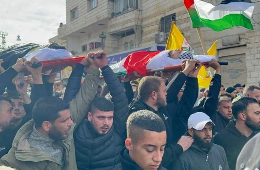 جماهير غفيرة تشيع جثماني الشهيدين كميل ونزال في قباطية