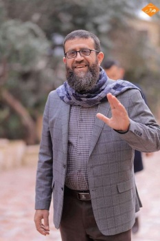 منذ اللحظات الأولى لاعتقاله... الشيخ خضر عدنان يعلن إضراباً عن الطعام