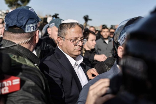 تزامنًا مع قمة العقبة.. بن غبير يرفض طلباً لتأجيل مشروع قانون إعدام الأسرى الفلسطينيين
