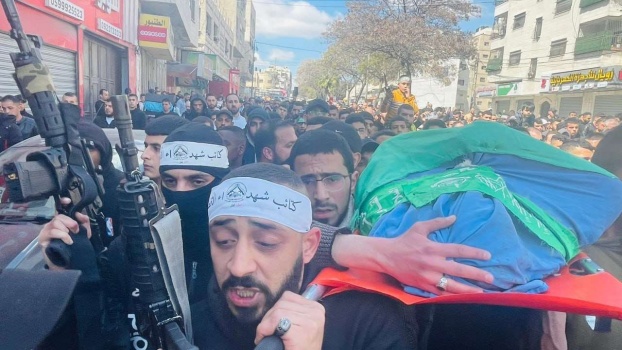 محافظة نابلس تصدر توضيحاً حول ما جرى في تشييع الشهيد "خروشة"