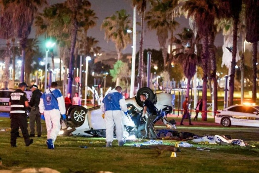تناقض في رواية شرطة الاحتلال بشأن الدهس في تل أبيب: تحقيق أوليّ يؤكّد أن السلاح بلاستيكيّ