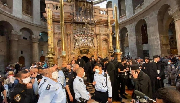 الأردن يحذر إسرائيل من تقييد وصول المسيحيين لكنيسة القيامة