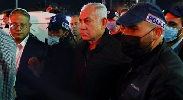 نتنياهو يتوعد: هاجمنا حزب الله جوًا وبرًا وهناك خطط لتكملة ذلك