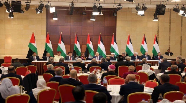 الرئيس: القدس خط أحمر ولن نقبل الاعتداء على المصلين في الأقصى والقيامة
