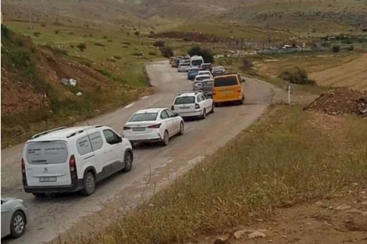 لليوم ال 22 على التوالي.. الاحتلال يواصل تشديد إجراءاته على حاجز الحمرا في الأغوار