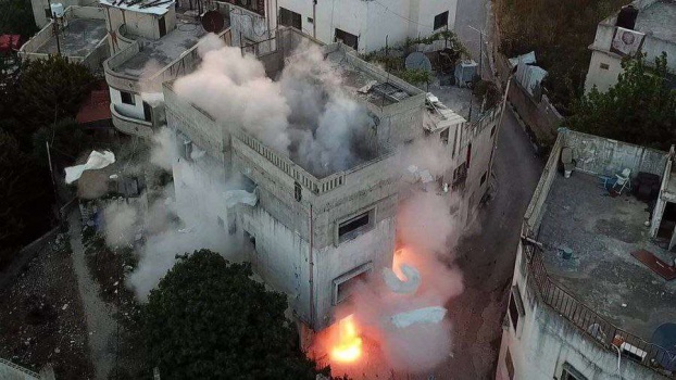 صور...الاحتلال يهدم منزلي شهيد وأسير شمال الضفة