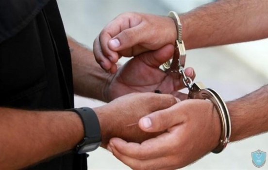 قام باستئجار شخص لوضع مواد مخدرة داخل منزل طليقته للإيقاع بها