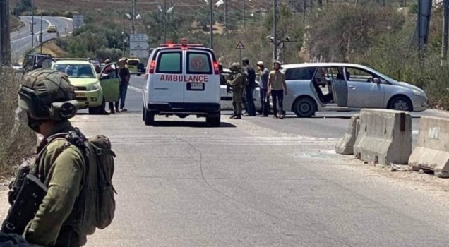 إصابة جندي إسرائيلي بتفجير قنبلة محلية الصنع شمال الخليل