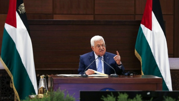 الرئيس: منظمة التحرير الممثل الشرعي والوحيد لشعبنا ويجب الالتزام بها وببرنامجها والتزاماتها الدولية 