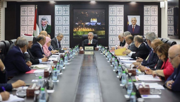 مجلس الوزراء يناقش جدول التشكيلات الحكومية ويعتمد معايير تقديم المنح لطلبة الثانوية العامة