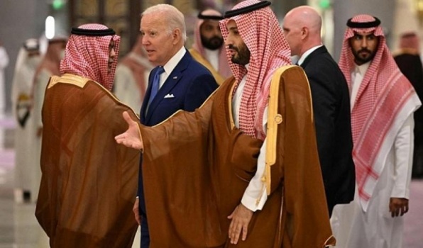 الاحتلال يحث السعودية على التوصل لاتفاق تطبيع بينهما خلال ولاية بايدن