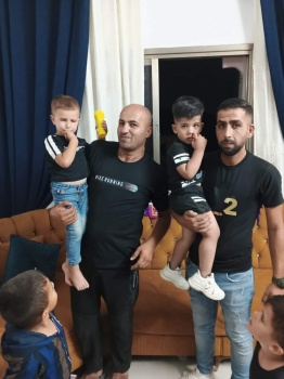 العثور على طفلين فقدت اثارهما لساعات في بلدة عوريف قرب مستوطنة "يتسهار" جنوب نابلس