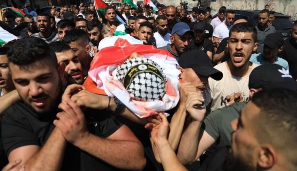 تشييع جثمان الشهيد الطفل عثمان في الزبابدة