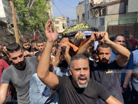 صور...جماهير غفيرة في جنين تشيّع جثمان الشهيد الطفل عبد الله أبو الحسن