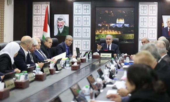 اشتية: لا نقبل بتهجير أهلنا من غزة على بواخر للترحيل تحت مسمى المساعدات