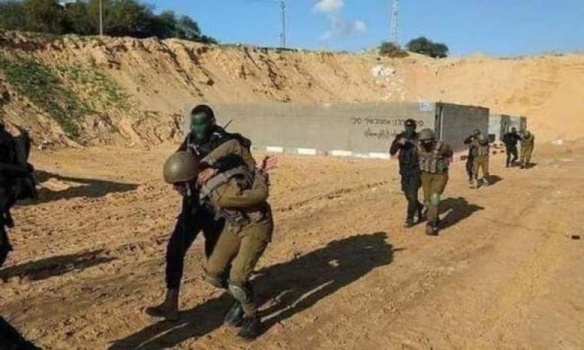 تسريبات عن تقدم المحادثات بشأن صفقة تبادل أسرى