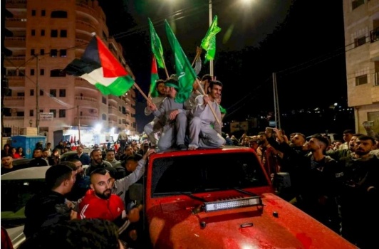 الإفراج عن 42 أسيراً طفلاً وأسيرة في الدفعة الثانية من صفقة التبادل
