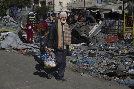 مصر: العمل على تمديد وقف إطلاق النار يومين آخرين