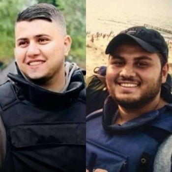 استشهاد الصحفيين حمزة الدحدوح ومصطفى ثريا في قصف إسرائيلي