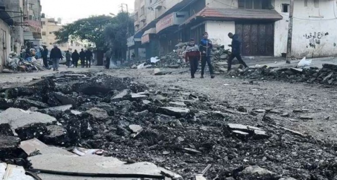 الاحتلال ينسحب من طولكرم وسط مواصلة تدمير البنية التحتية في مخيميه