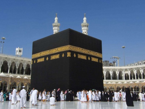 الأوقاف تحذر الراغبين بالتسجيل للحج من التعامل مع سماسرة شركات الحج الغير رسمية