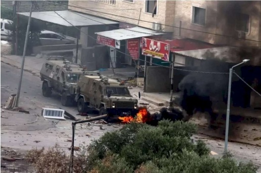 اعتداءات الاحتلال بالضفة: شهيد واعتقالات واستهداف المستشفى الحكومي بجنين بالرصاص
