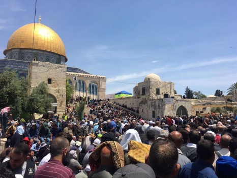 اسرائيل: "المعركة المتفجرة"بشأن دخول المصلين للاقصى في رمضان