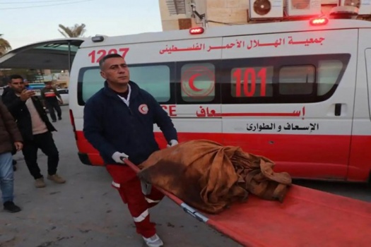 الحرب في اليوم 141: شهداء بالعشرات وتدمير خزاعة