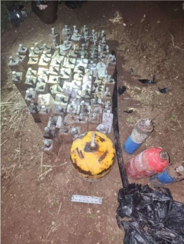 خططت لتفجير عبوات ناسفة.. الاحتلال يزعم اعتقال خلية من الخليل