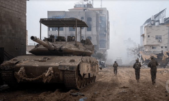 جيش الاحتلال يواصل اقتحام الشفاء ويقول إنه قتل 200 فلسطيني